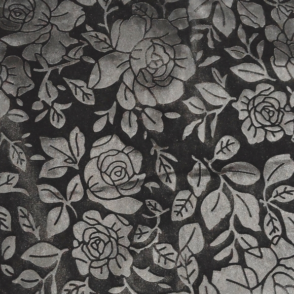 Rose print velvet shirt - Picture 3 of 3